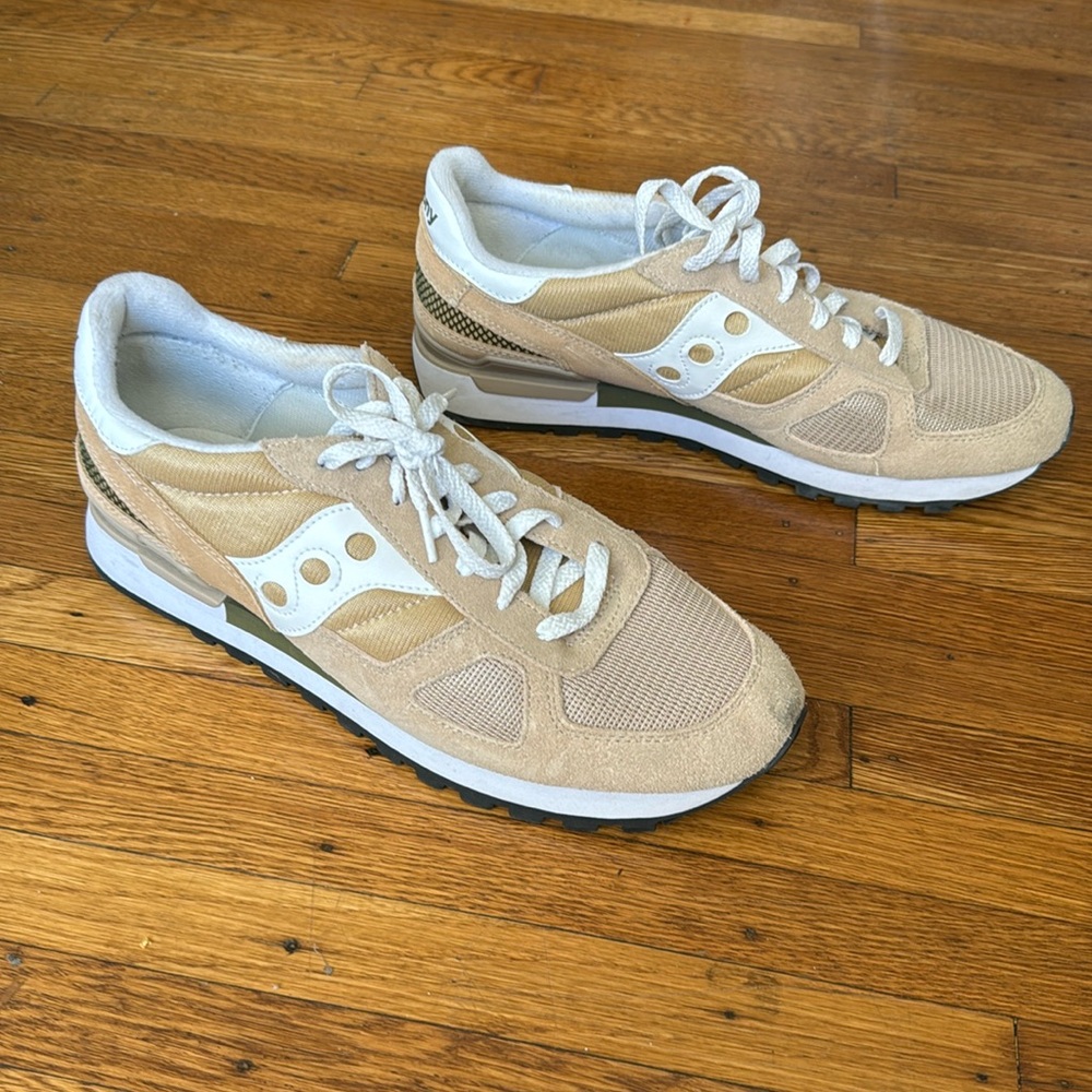 Saucony Shadow Beige Sneaker: Men’s US size 11